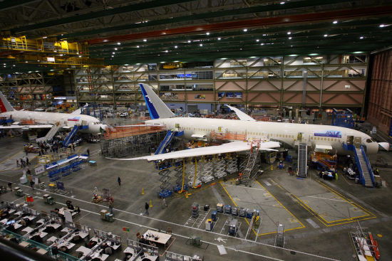 我國航空制造工業(yè)4.0之路 自動化欠缺與技術(shù)服務(wù)的挑戰(zhàn)與機(jī)遇